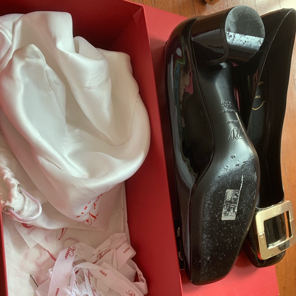 shoes - Picture 4 of 5
